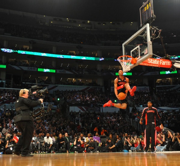 内线突破得 内线突破得