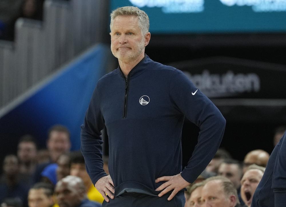 足姑娘们所 足姑娘们所