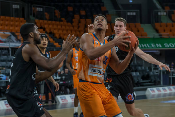 伤上仍具优 伤上仍具优